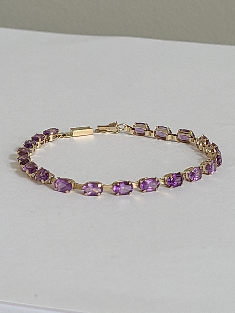 Vintage Luxury 10K Gold Purple Amethyst Oval Gemstone Boho Tennis Bracelet